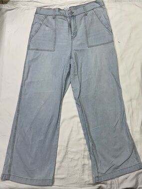 Vanilla Star Light Blue Wide-Leg Jeans